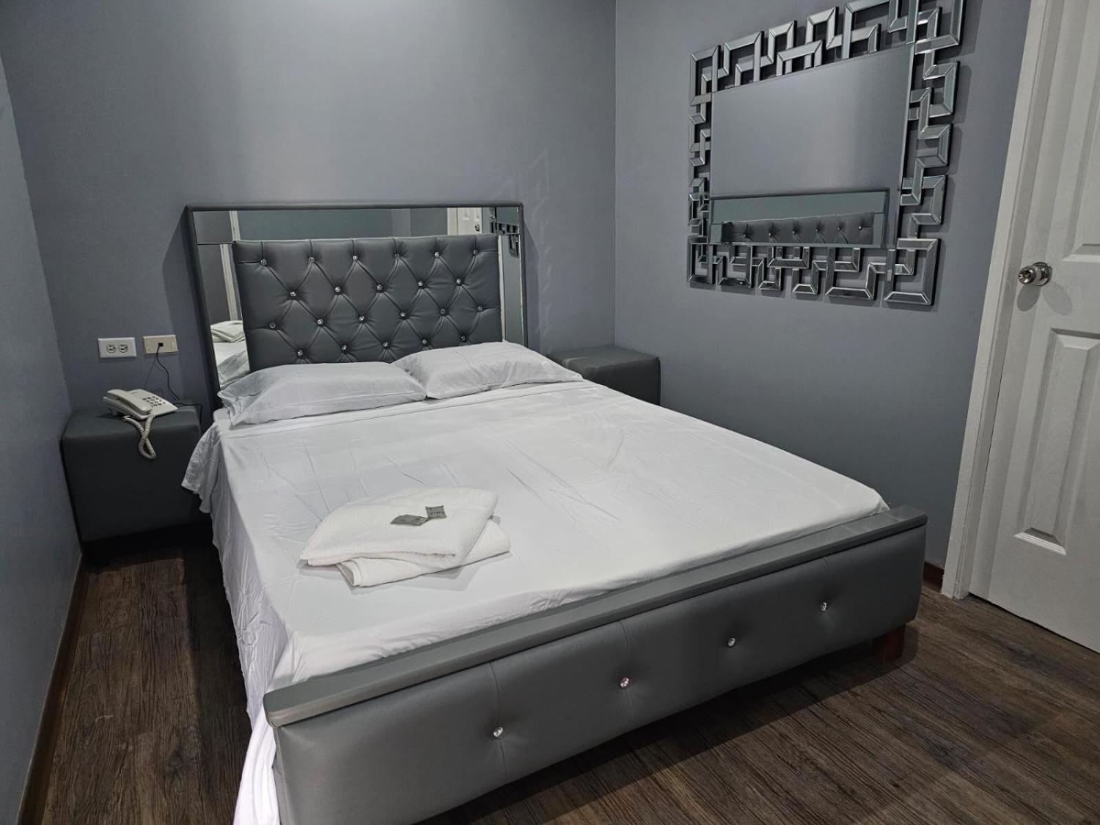 Hotel Residencial La Malvarrosa مدينة باناما المظهر الخارجي الصورة
